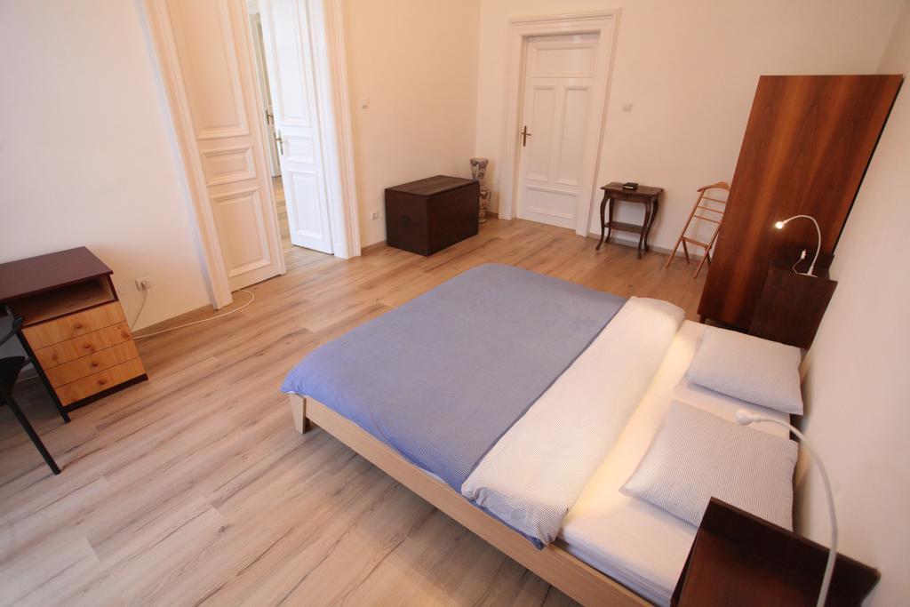 Sissy Apartment บูดาเปสต์ ภายนอก รูปภาพ